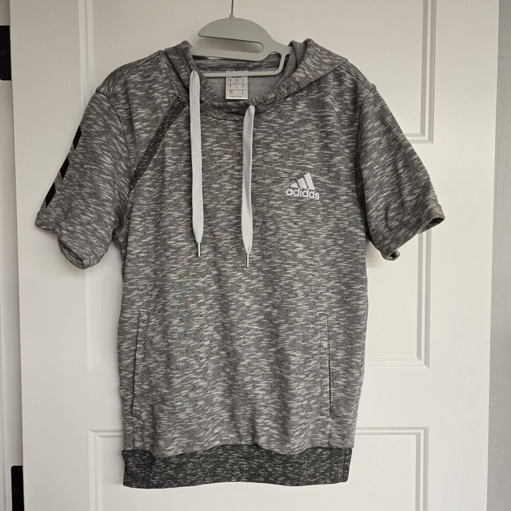 Women's Adidas Gray Short Sleeve Hoodie Sweatshirt w/ Front Pocket | Size Small